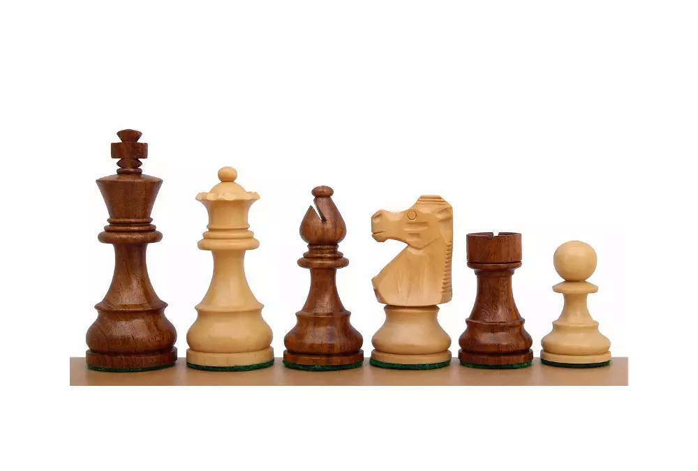 Figuras de ajedrez de acacia francesa/espino cerval 4 pulgadas