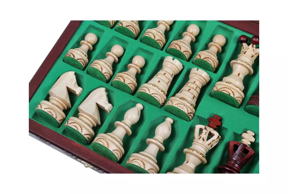 AMBASSADOR Chessmen New Line (55x55cm)