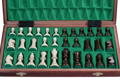 Juego de ajedrez de torneo no 3 con incrustaciones (35x35cm)