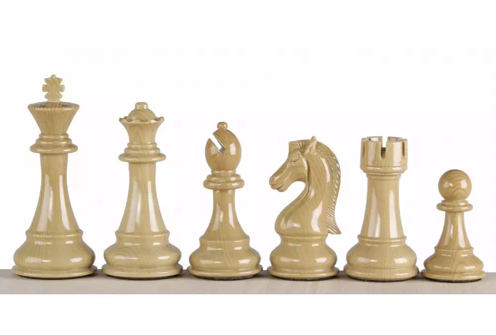 Figuras de ajedrez exclusivas de 4,25 pulgadas - ponderadas